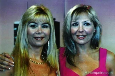 Aqui estoy junto a la conductora MARIA LARIA.